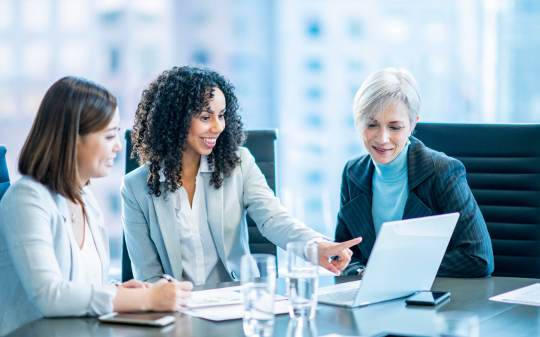 3 TOP REASONS WOMEN SHOULD PURSUE CFP® CERTIFICATION